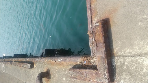 御前崎西埠頭の角