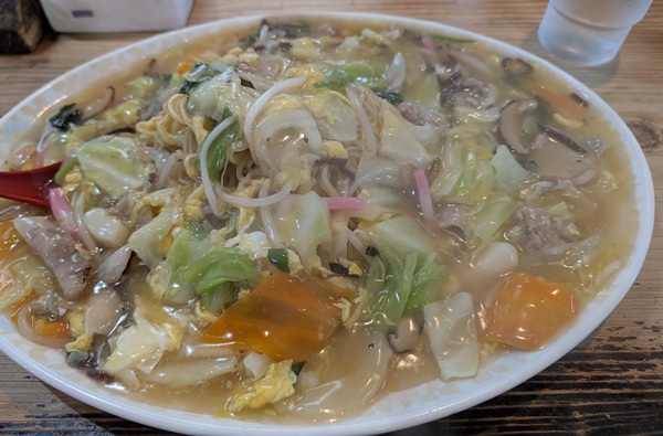 珉珉のあんかけ焼きそば大盛り